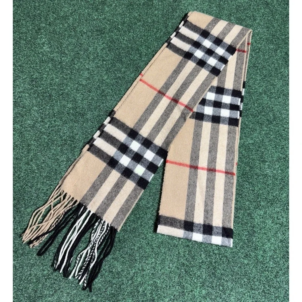 Burberry Made in Scotland 100% Cashmere Plaid Scarf 94x6 Nova Check Beige‎